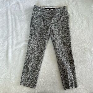 Ann Taylor Devin Fit Leaf Print Ankle Pants Olive Green White Sz 2 workwear chic